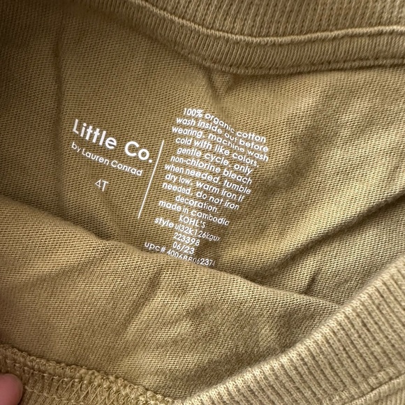 Little Co. CHRISTMAS Tops bundle, 4t - Picture 5 of 7